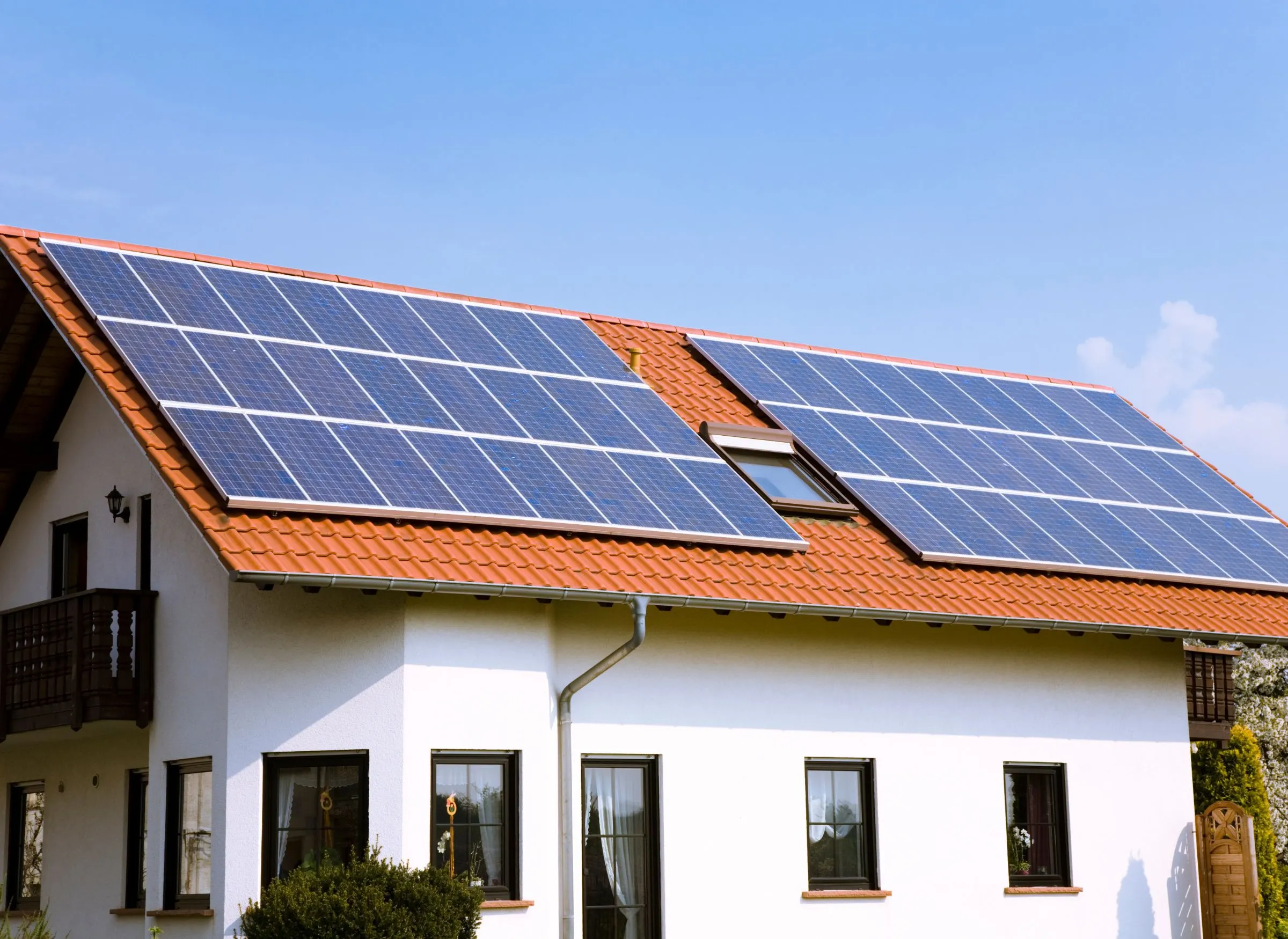 Pannelli solari sul tetto del condominio